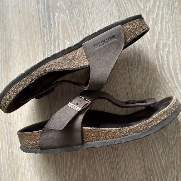 Birkenstock Gizeh Sandal Brown Sz33 - Picture 9 of 12